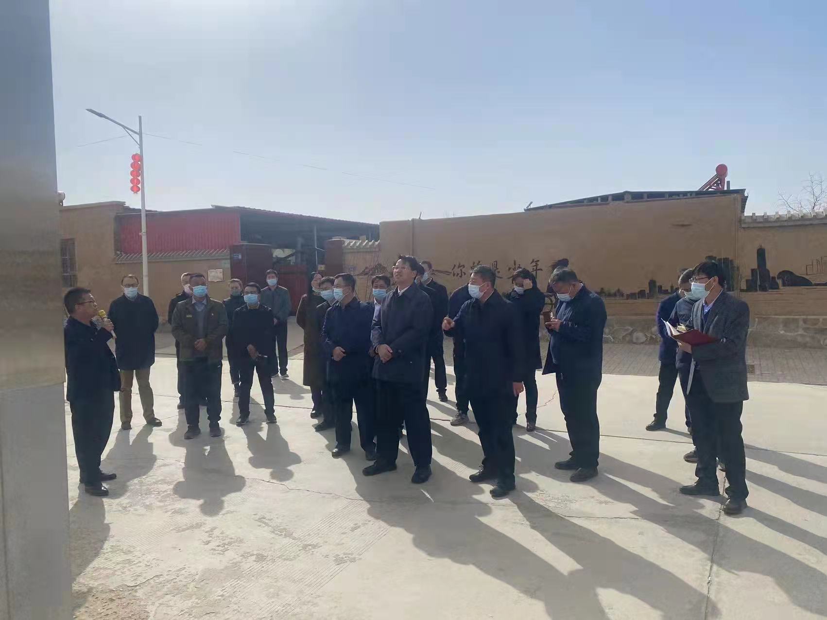 寧夏回族自治區(qū)黨委常委、秘書長雷東生一行調(diào)研賀蘭縣宅基地改革試點項目