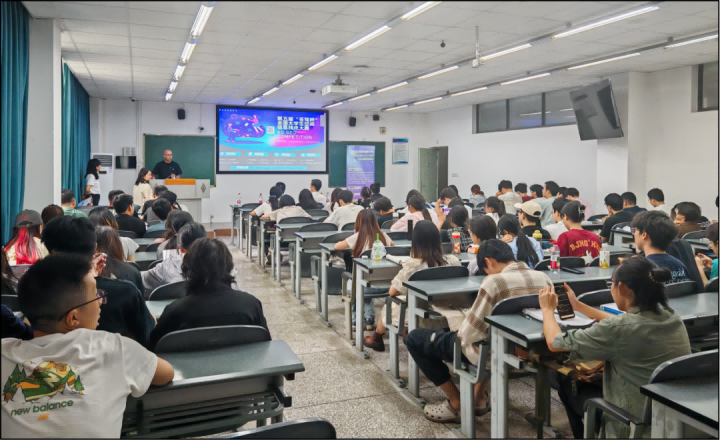 “KQGIS校園行”火熱進行中：推進校企融合，共育行業(yè)英才