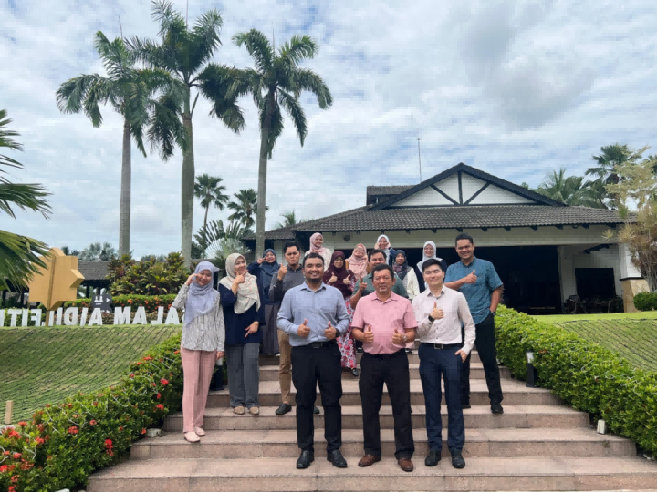 蒼穹數(shù)碼于馬來西亞國家地理空間中心成功舉辦KQGIS平臺使用培訓